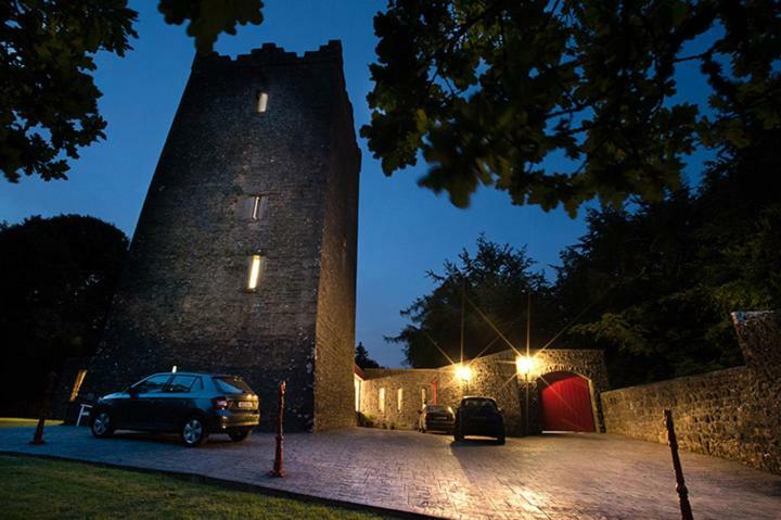 Ross Castle B&B Oldcastle Exterior photo